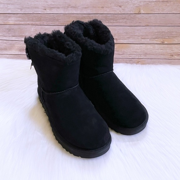 UGG Women’s Mini Bailey Bow Leopard Black Boots - Picture 5 of 9